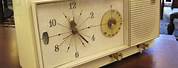 Westinghouse Vintage Clock Radio