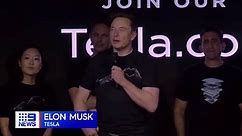 Elon Musk unveils a humanoid robot