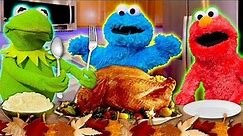 Kermit the Frog's Thanksgiving Cookoff! (Ft Elmo and Cookie Monster) *VERY MESSY*