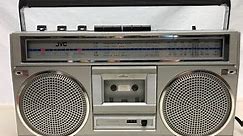 Vintage JVC RC 555JW boombox ghetto blaster radio cassette player DEMO - WORKS