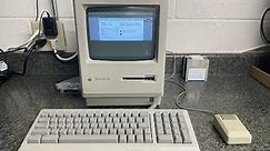 1986 Apple Macintosh Plus 1MB (+ Floppy EMU)