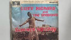 Summer holiday album by Cliff Richard and The Shadows SEG 8250 45 rpm