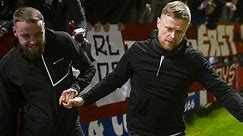 ‘Let’s f*****g go!’  – Damien Duff pulls Shelbourne fan out of the crowd to give passionate team talk