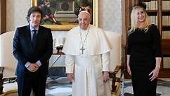 Javier Milei se reunió con el papa Francisco en el Vaticano | Video