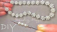 Easy Daisy Beaded Necklace Tutorial: How to Make a Flower Necklace with Beads