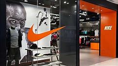 NIKE Shoes/Sneakers EARLY BLACK FRIDAY Deals!!! Must-See