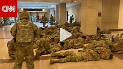 "مشهد لم أره منذ هجمات 11 سبتمبر".. رد فعل مذيعة CNN على فيديو جنود يفترشون الأرض في الكابيتول