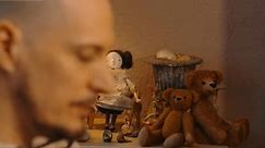VIDÉO - Métier d'art : il donne vie à des ours en peluche