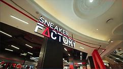 Sneaker Factory Canal Walk reopened with a bang this past weekend! 🔥 The relaunch was a huge success, with a packed house of influencers, loyal customers, and new faces all coming together to celebrate the store's new and improved look 🙌🏾