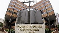 Southern Baptists ban female pastors, won't allow churches with women pastors to return
