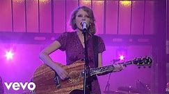Taylor Swift - Back To December (Live on Letterman)