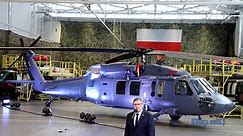 Janusz Zakręcki - Prezes PZL Mielec podczas podpisania umowy na dostawę śmigłowców Black Hawk dla Wojska Polskiego