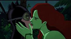 Batman: Hush - Catwoman and Poison Ivy kissing