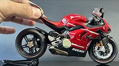 Ducati Superleggera V4 - Motorcycle Model 1/12 (TAMIYA)