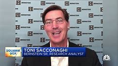 Bernstein's Toni Sacconaghi on what Apple CEO Tim Cook's succession play may look like