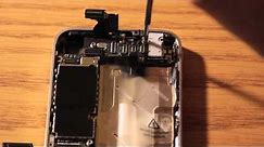 How to Put an iPhone 4 Screen On