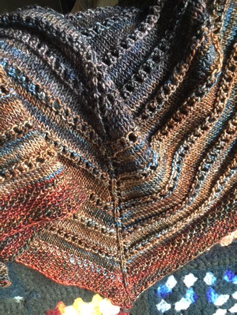 triangle shawl knitting patterns perfect  beginners