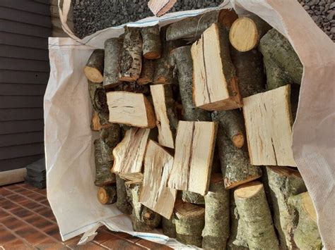 ton  hardwood split logs  kirkby  ashfield nottinghamshire gumtree
