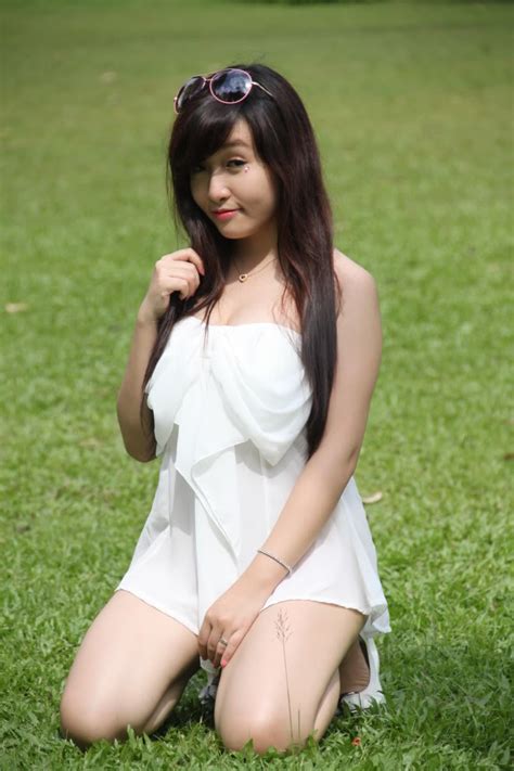 very pretty girl from ho chi minh city ~ hot girl beautiful asian girl