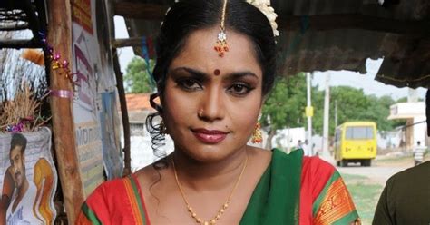 telugu old age actress jayavani spicy navel show photos