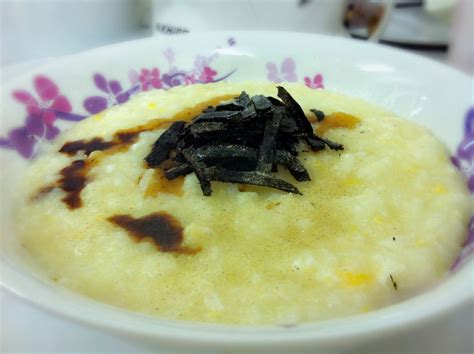 egg drop porridge with seaweed for a single person serving