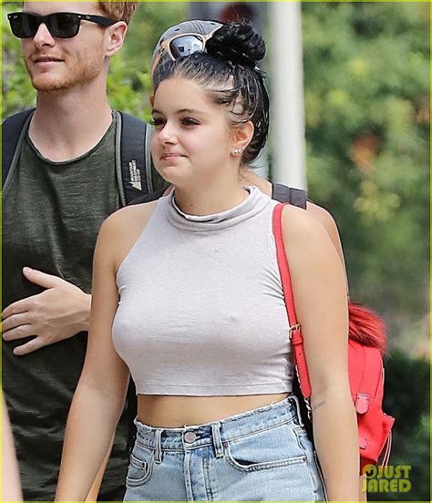 ariel winter bares some booty in her daisy duke shorts photo 3950805