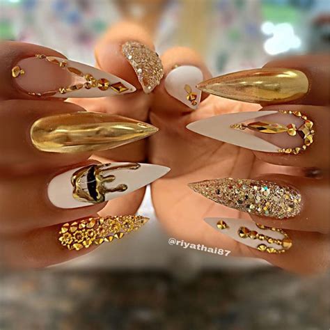 35 Classy Gold Nail Art Designs For Fall Style Vp Page 27