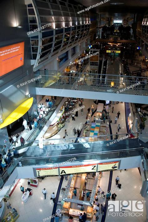 top view  shopping mall  dubai international airport dubai middle