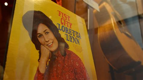 loretta lynn exhibit comes to country music hall of fame