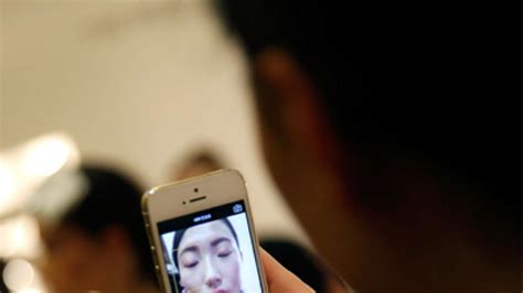 selfitis the obsession with selfies may be a real mental disorder