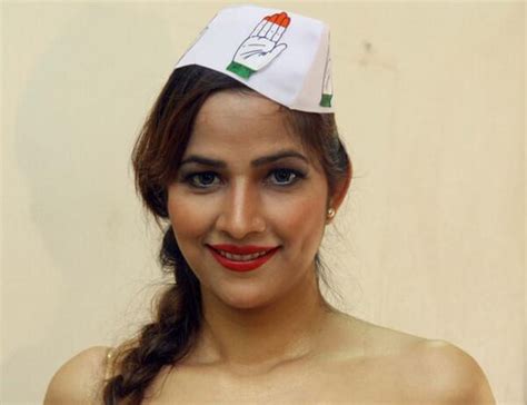 now model poses nude for cutie pie rahul gandhi india news