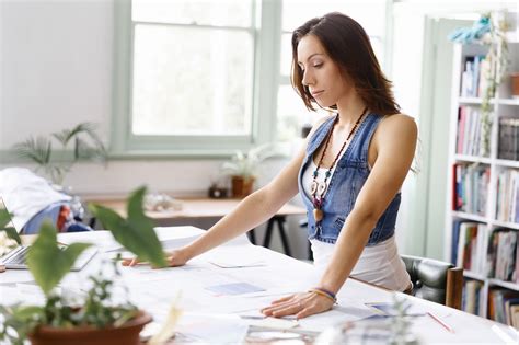 10 Reasons You Need A Standing Desk In Your Office