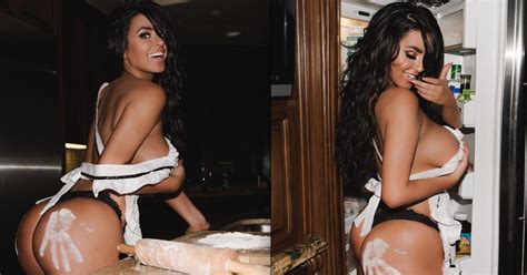 a sexy and mysterious handprint appeared on a cheeky instagram shot by abigail ratchford maxim