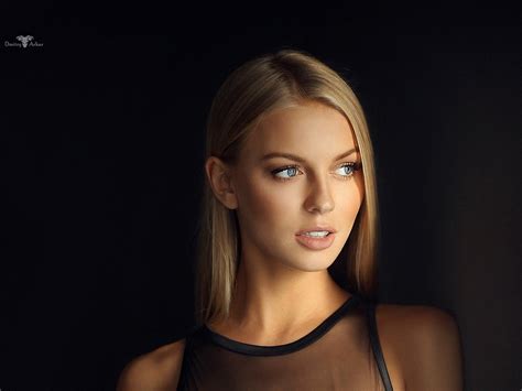 Alena Alena Filinkova Model Women Blonde Straight Hair Looking Away