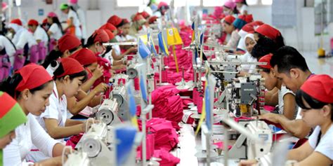 Penjualan Tekstil Terburuk Dalam 30 Tahun Terakhir Taufiqurokhman 
