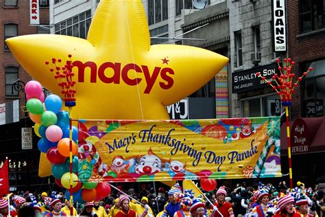 macys thanksgiving day parade  york sightseeing