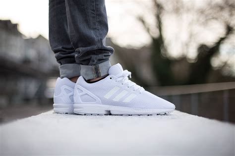 adidas zx flux  white wave