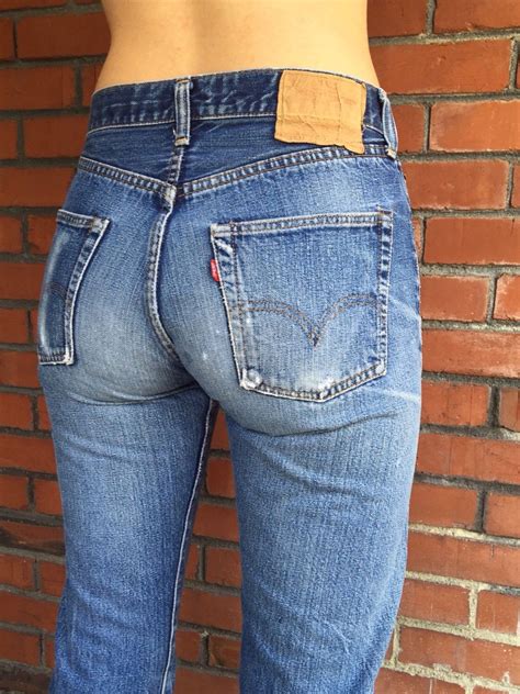 pin by jenny huntedfinds on vintage levi s 501 jeans in 2019 jeans high waist jeans girls jeans
