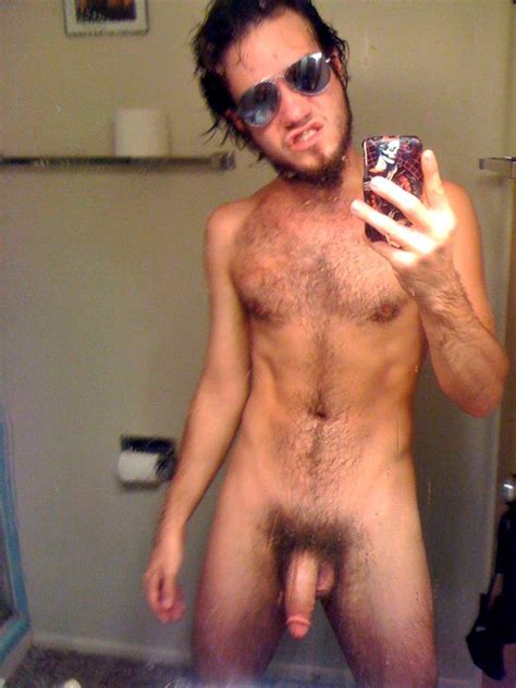 wacky man shows off his hairy cock just nude men