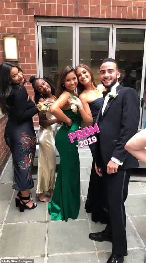 kelly ripa finally gets approval to share two prom photos of daughter lola consuelos to