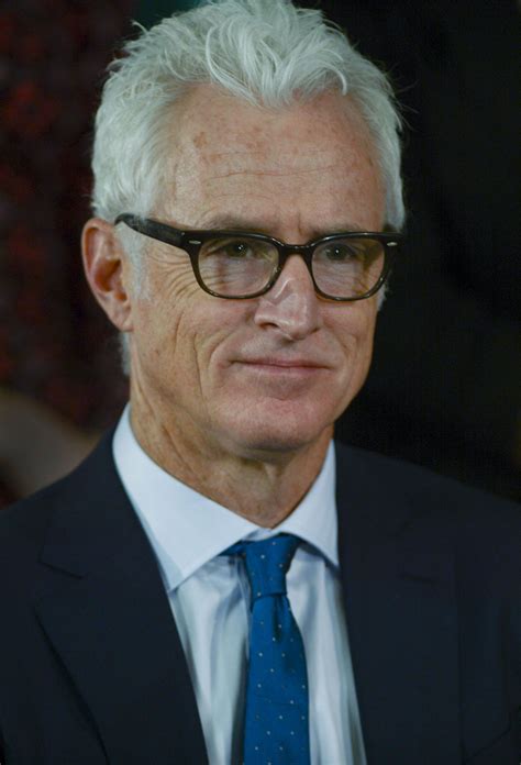 Mad Men S John Slattery Discusses His Gray Hair On Watch