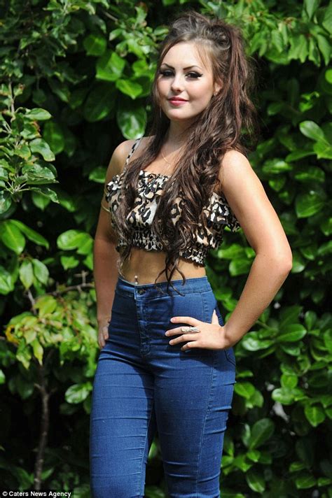 Rosie Essex 17 Beat The Bullies And Eating Disorder To