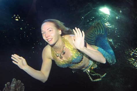 Rsi Sufferer Made An Incredible Recovery After Becoming A Mermaid
