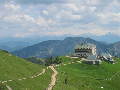 huetten  der region tegernsee schliersee die schoensten huetten zum