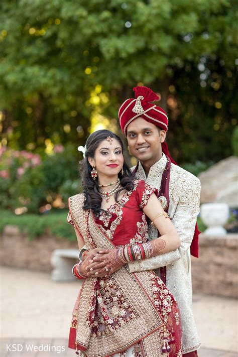 First Look Photo 42294 Indian Wedding Photography Couples Wedding
