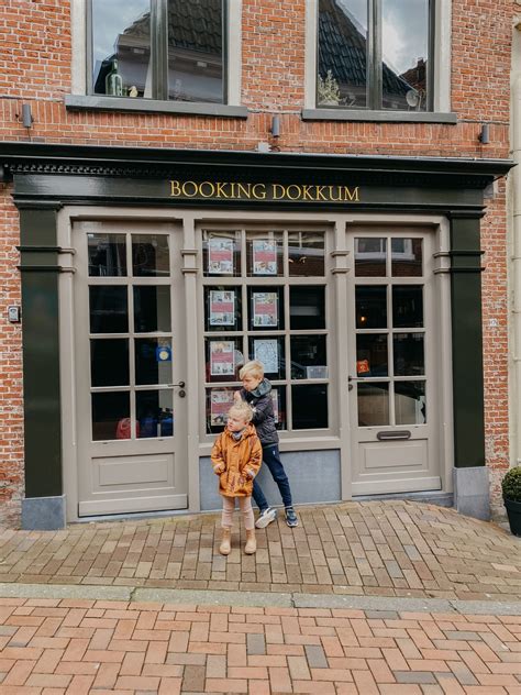 uniek logeren bij booking dokkum  een van frieslands mooiste stadjes dirksdotter