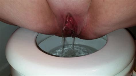 peeing after rough sex swollen pussy