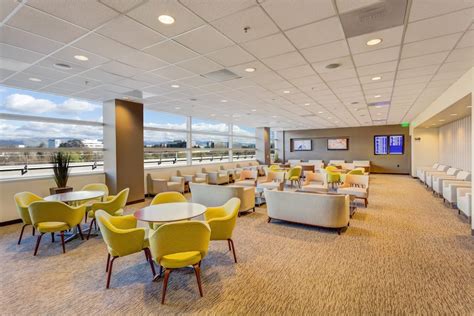 airport lounge business  insiders view