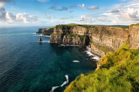 visit cliffs  moher  discover ireland