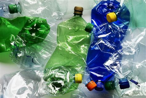 demand  pcr plastic  reach  billion lb   greener package